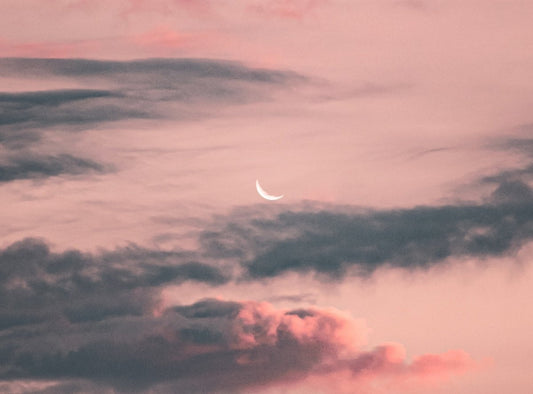 DÍA INTERNACIONAL DE LA MUJER: REFLEXIONES SOBRE LO FEMENINO ☽ - AHAL Bio Cosmética